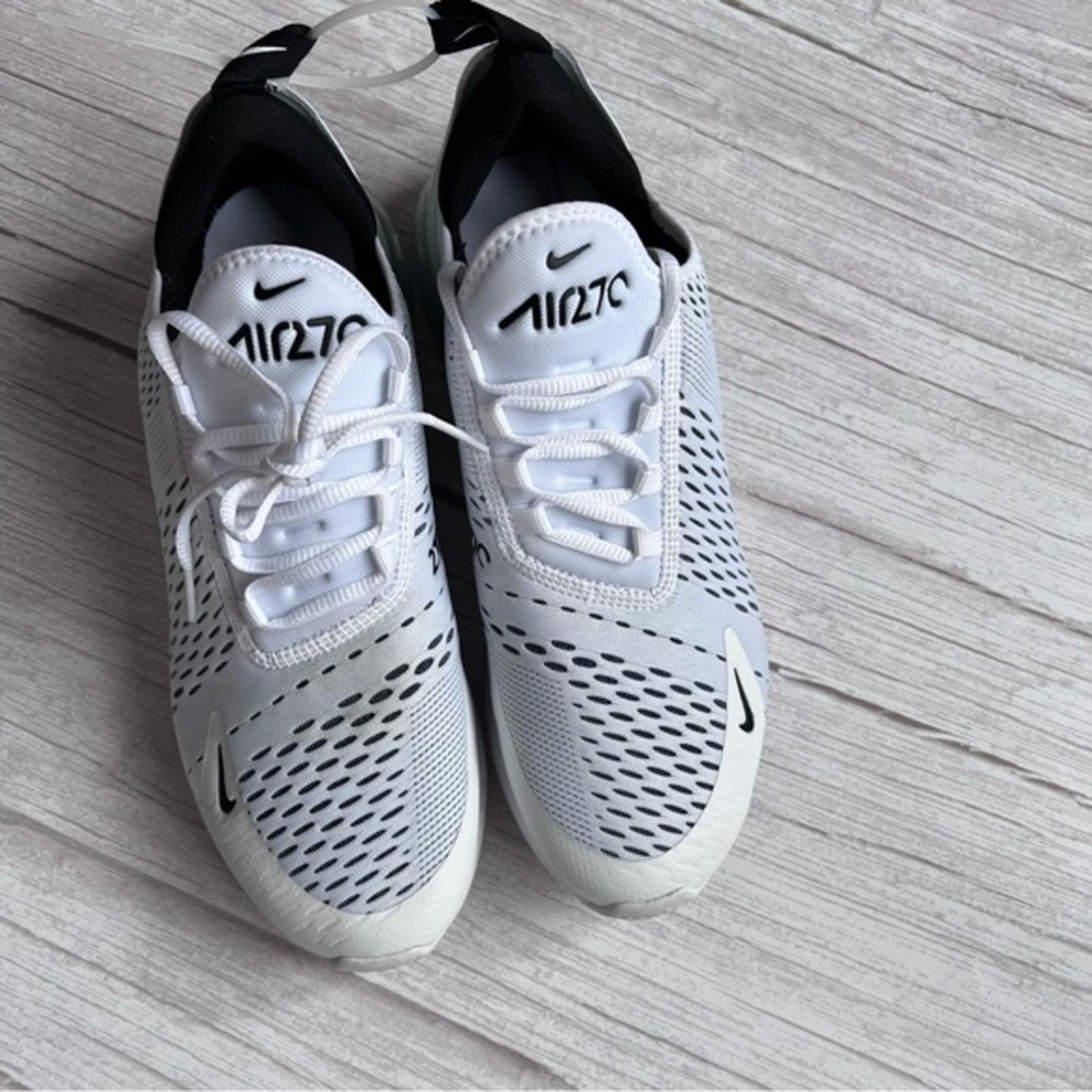 Nike Air270 Women’s Athletic Shoes in White and Black